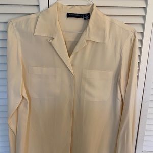 Anne Klein II Ladies size small 100% Silk Blouse